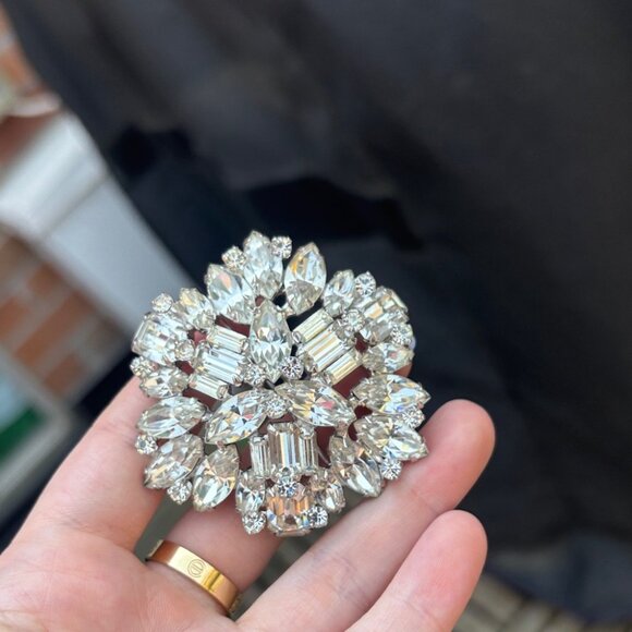 Vintage Signed Weiss Clear Rhinestone Brooch - Picture 4 of 5